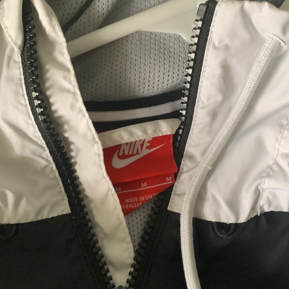 Classic nike windbreaker - Picture 2 of 5
